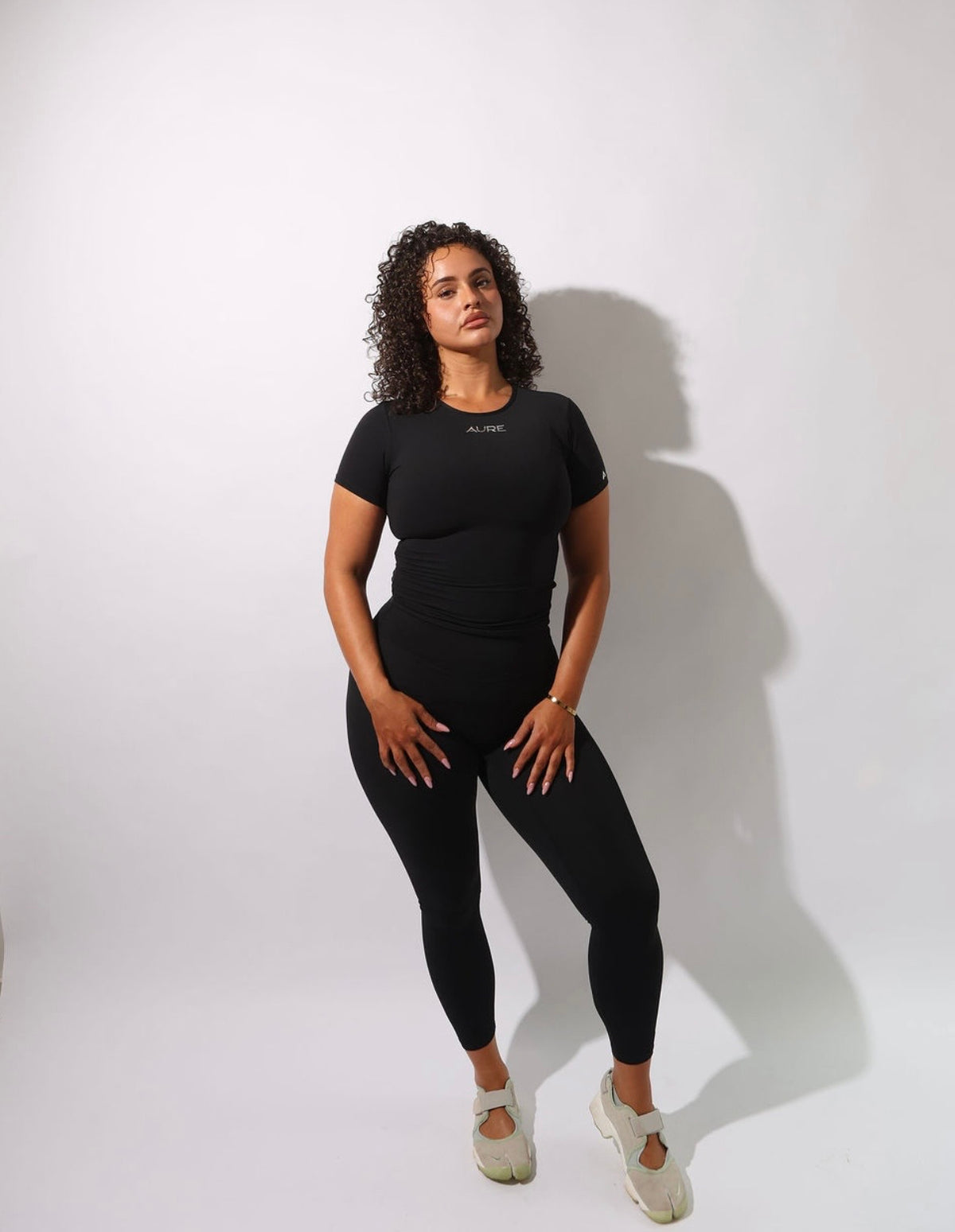 Women's Essential Set - Obsidian